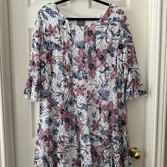 Rabbit Rabbit Rabbit Plus Size 22 White and purple floral dress - Picture 1 of 6